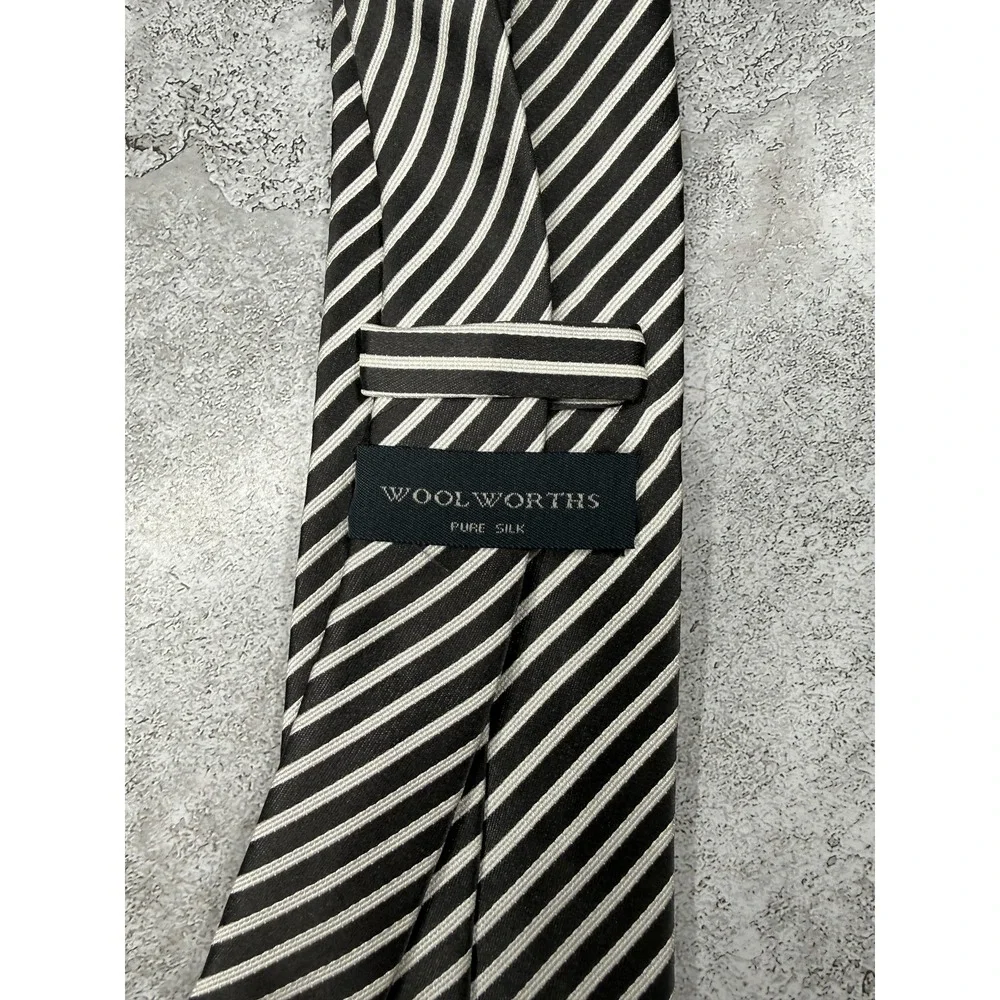 Woolworths Silk Tie Mens One Size Black Striped Pointed 100% Silk‎ Woven Necktie